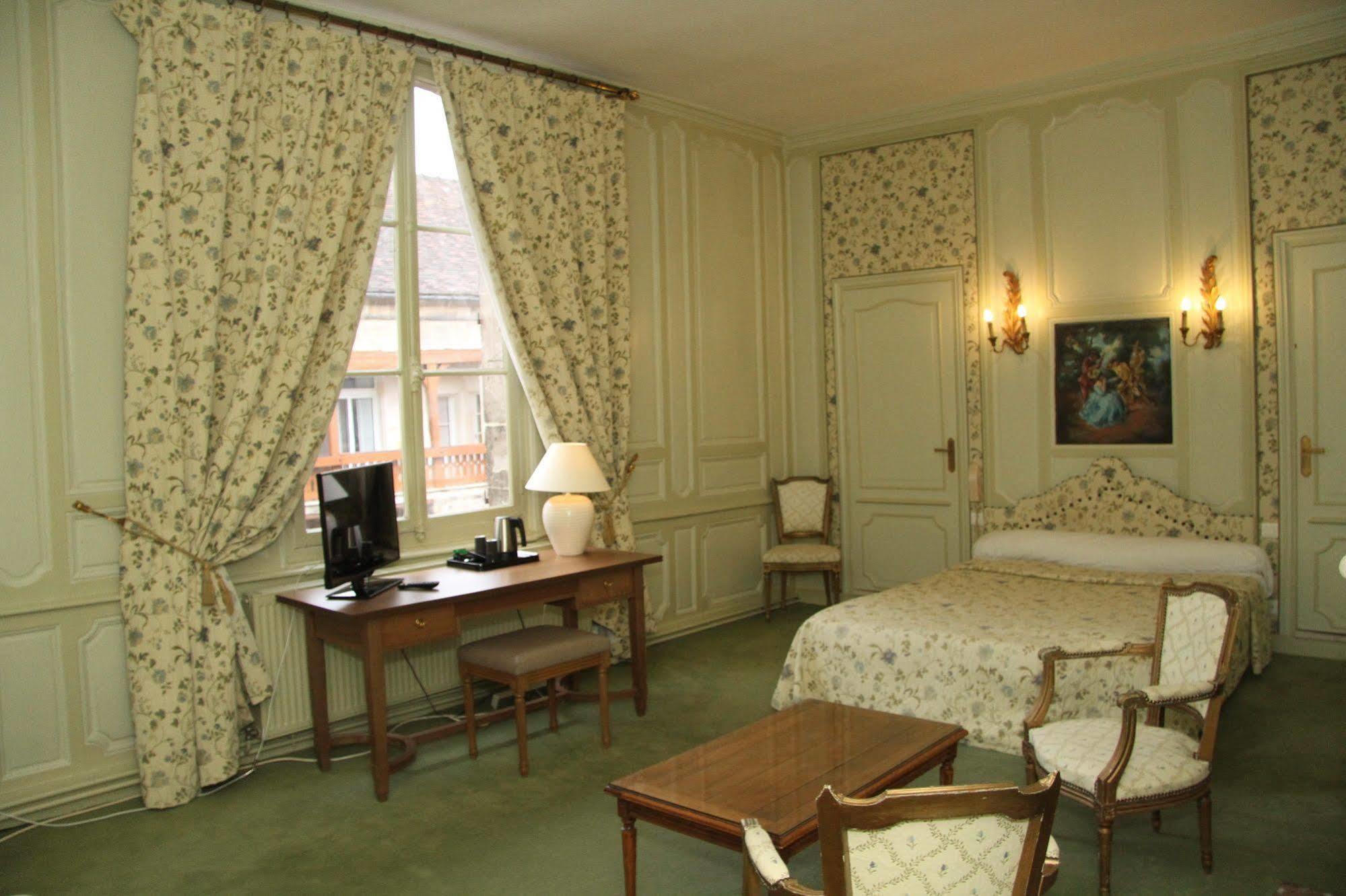 Hotel Le Regent Villers-Cotterêts Εξωτερικό φωτογραφία