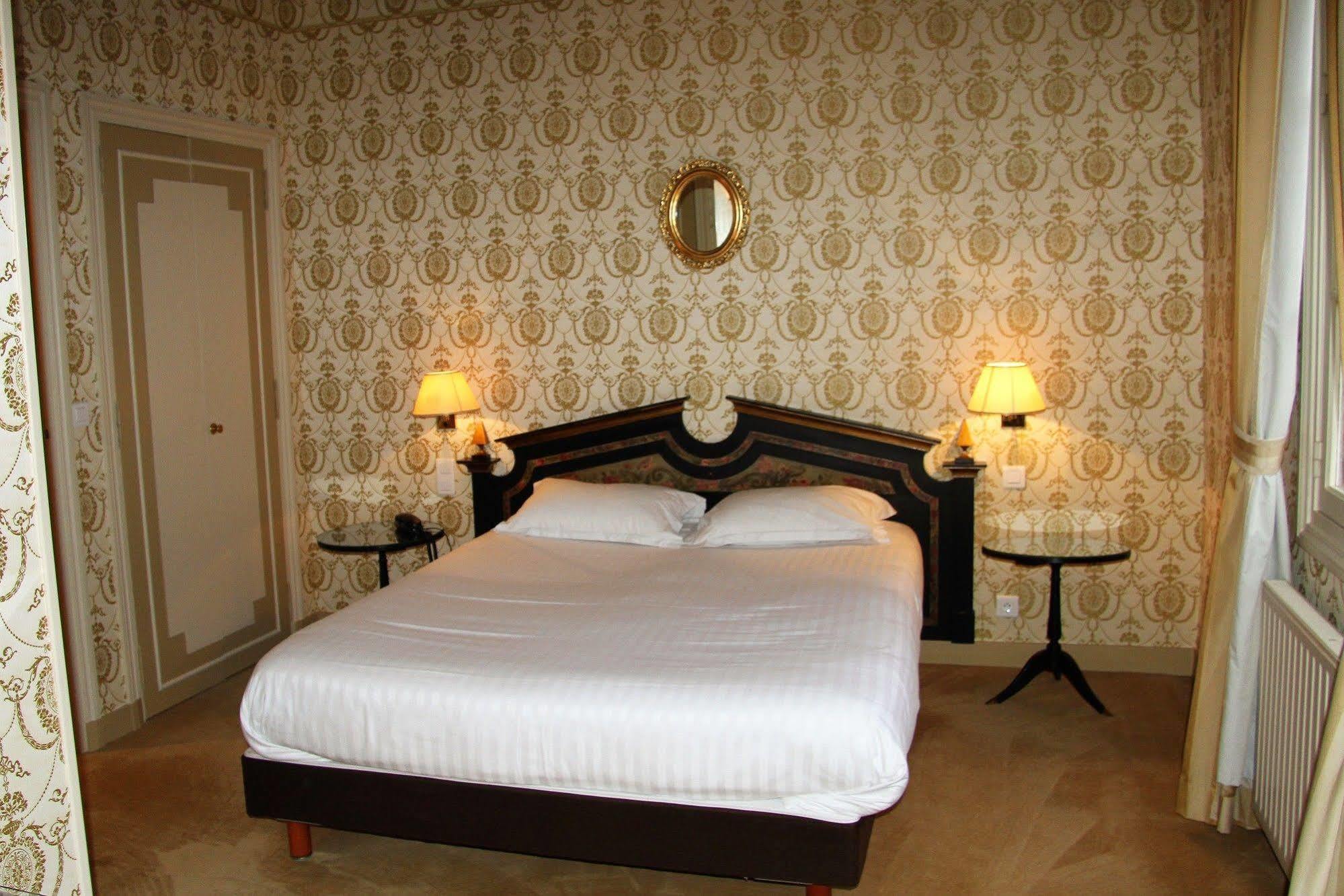 Hotel Le Regent Villers-Cotterêts Εξωτερικό φωτογραφία